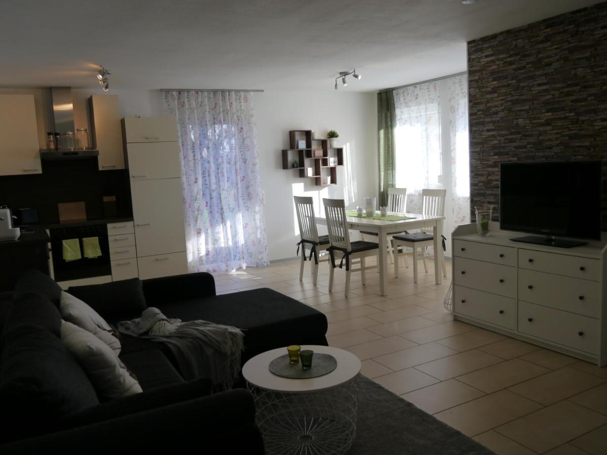 Ferienwohnung Kirchberg Uettingen Екстер'єр фото
