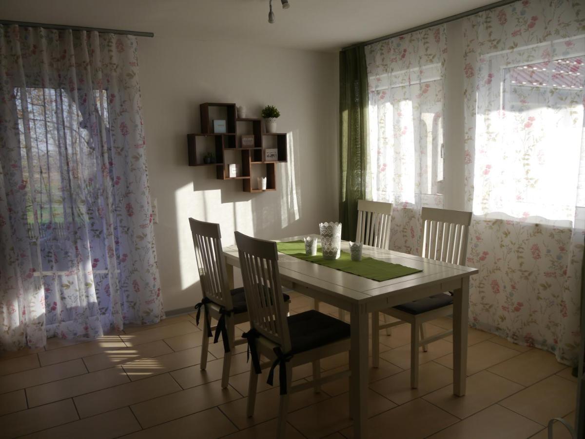 Ferienwohnung Kirchberg Uettingen Екстер'єр фото