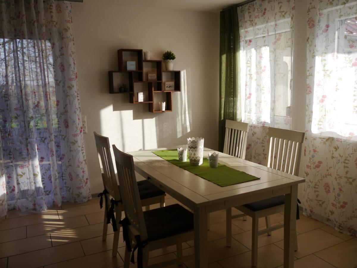 Ferienwohnung Kirchberg Uettingen Екстер'єр фото
